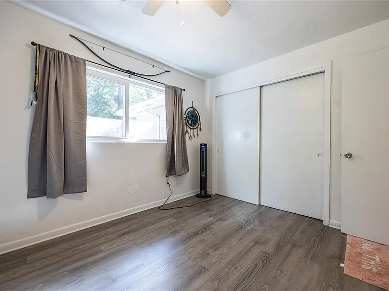 749 NW 34th St — Photo 32