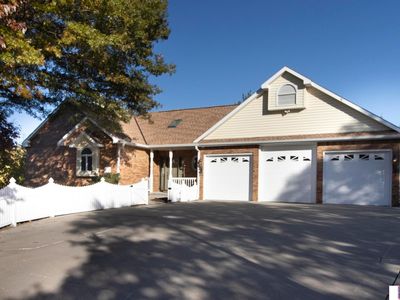 4720 Bingham Ct, Lincoln, NE, 68516