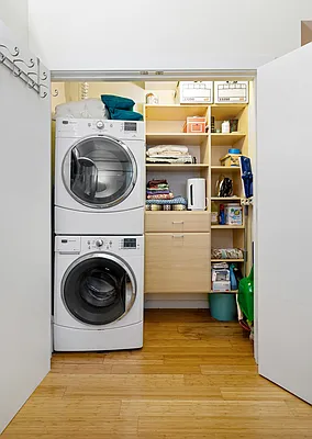 Sold by Compass | media 17