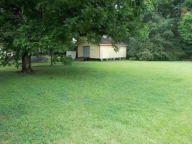 2nd image of 304 Blake Dr
