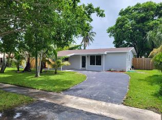 6900 NW 24th Pl, Fort Lauderdale, FL 33313