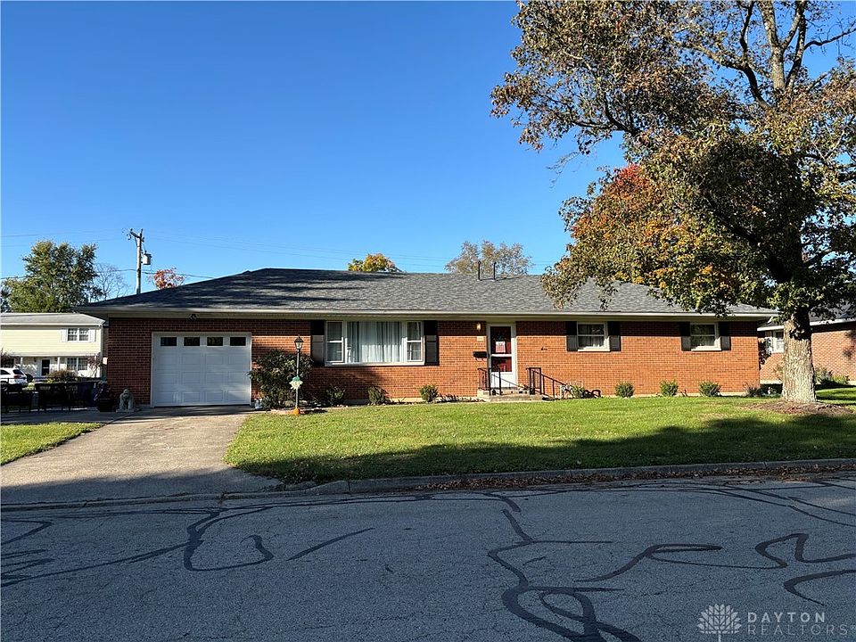 1st image of 233 Curtis Dr
