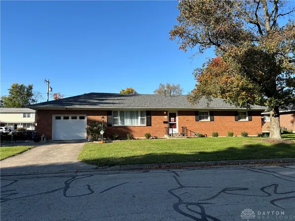 233 Curtis Dr, Wilmington, OH 45177
