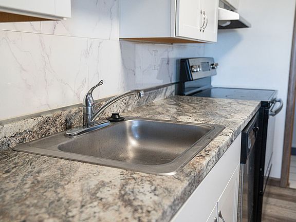 5th image of 81-93 Chittenden Ave #85