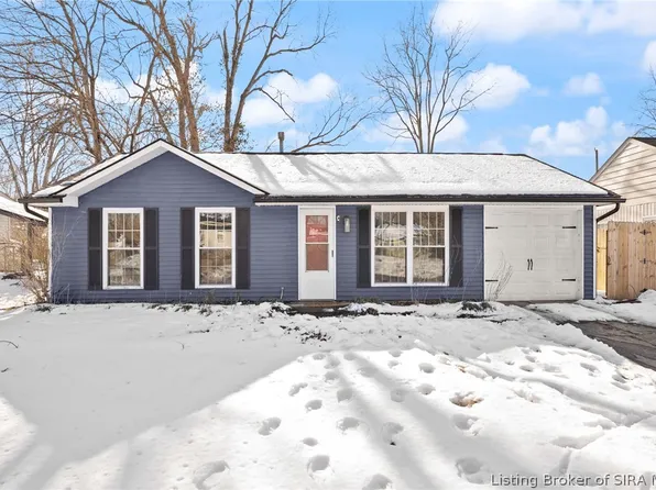 707 Dellinger Drive, Jeffersonville, IN 47130