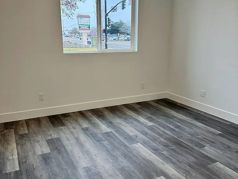 1553 Clear Creek — Photo 37