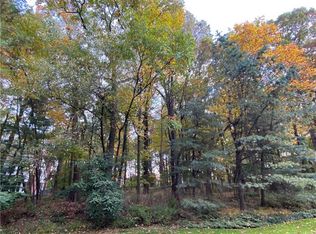6146 Woodledge Dr, Orefield, PA 18069