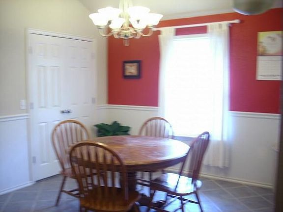 4th image of 3611 Liberty Dr