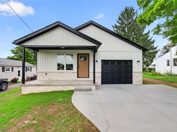 38 Euclid St, Marshallville, OH 44645