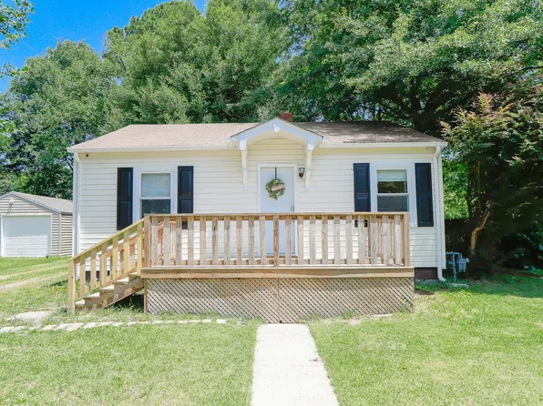 2709 Mark St, Chesapeake, VA 23324