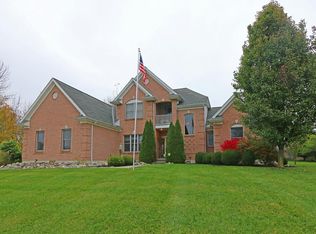 3330 Fox Run Dr, Hamilton, OH 45013