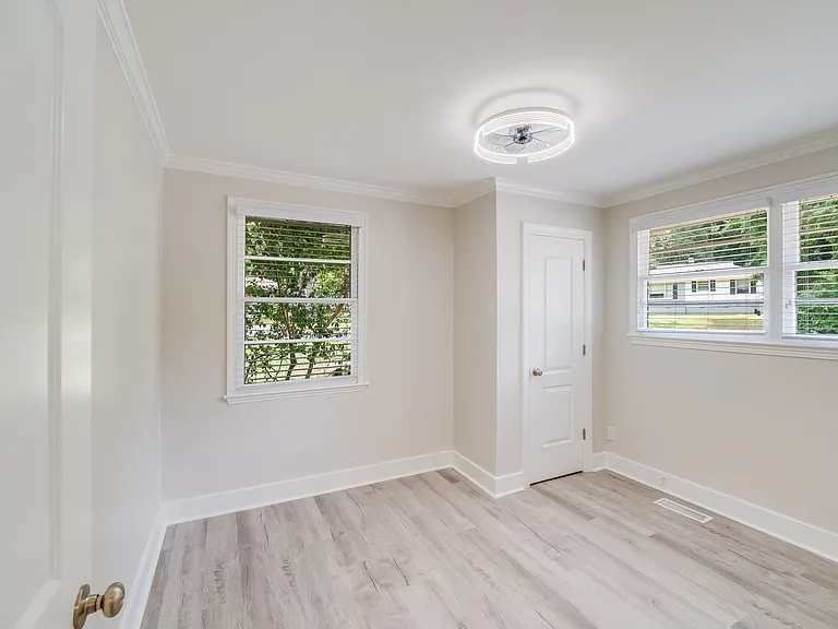 1719 Academy St — Photo 23