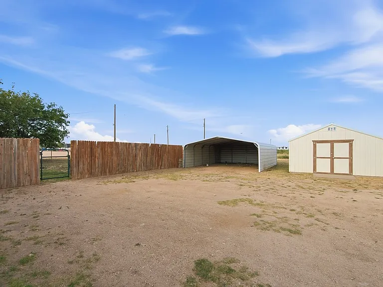 4401 S County Road 1131 — Photo 30