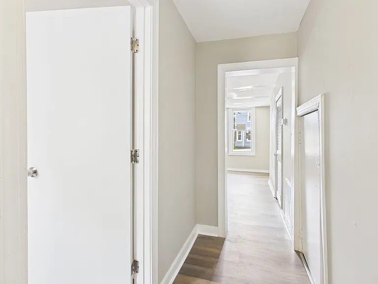 529 Harrison St #B — Photo 11