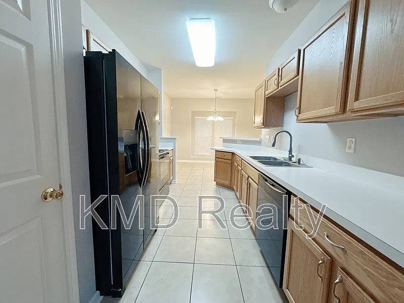 2 bed, 2.5 bath, $1,545 — Photo 3