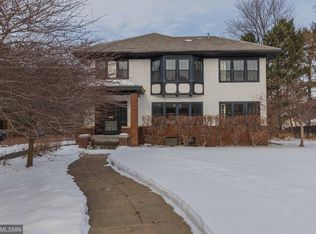 1559 Summit Ave, Saint Paul, MN 55105