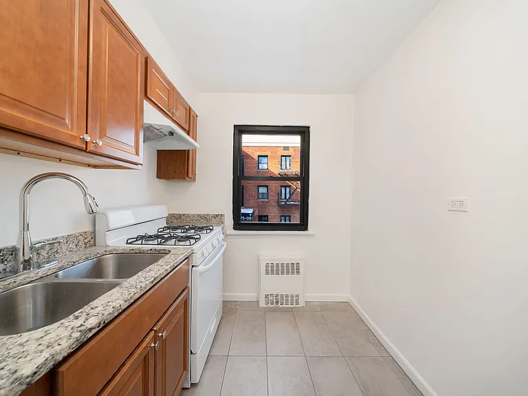 73-12 153rd St #2A — Photo 10