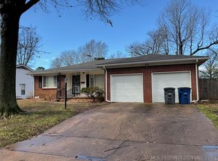 3304 S Toledo Pl, Tulsa, OK 74135