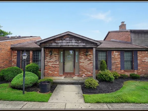 122 Wedgewood Dr, Williamsville, NY 14221