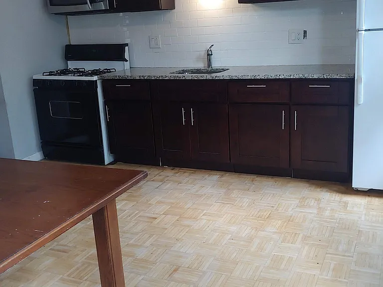 37 Logan Ave #2 — Photo 9