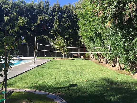 3rd image of 2520 Lodi Ln