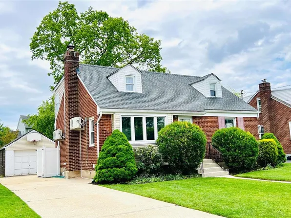 2088 2nd Avenue, Merrick, NY 11566