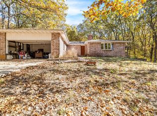 191 Honeysuckle Rd, Marshfield, MO 65706