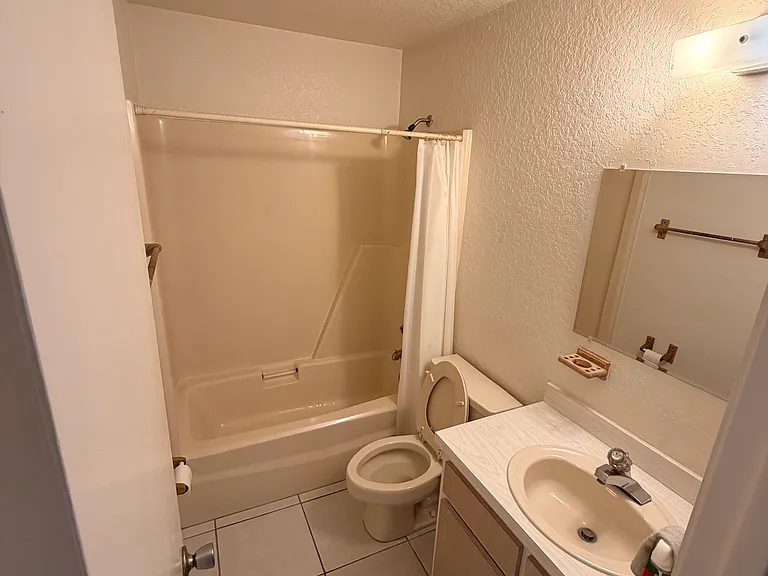 3708 Skipper Rd #3708 — Photo 20