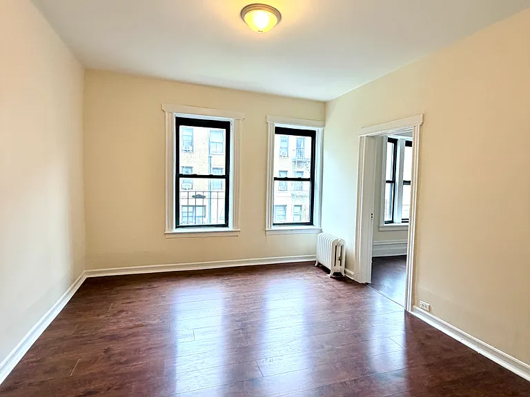 32-38 30th St #2B — Photo 3