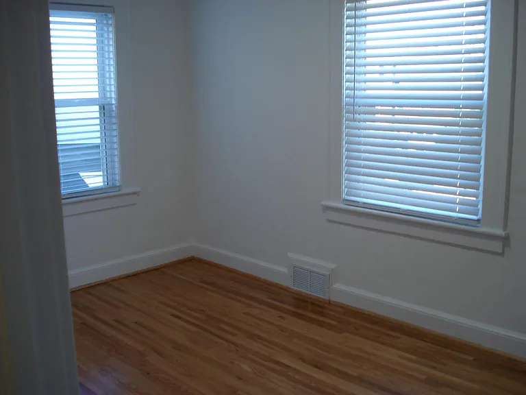 2427 Stanley Ave SE #A — Photo 12