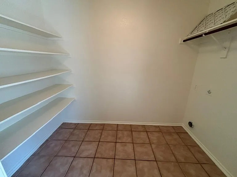 1428 Wind Dancer Trl — Photo 24
