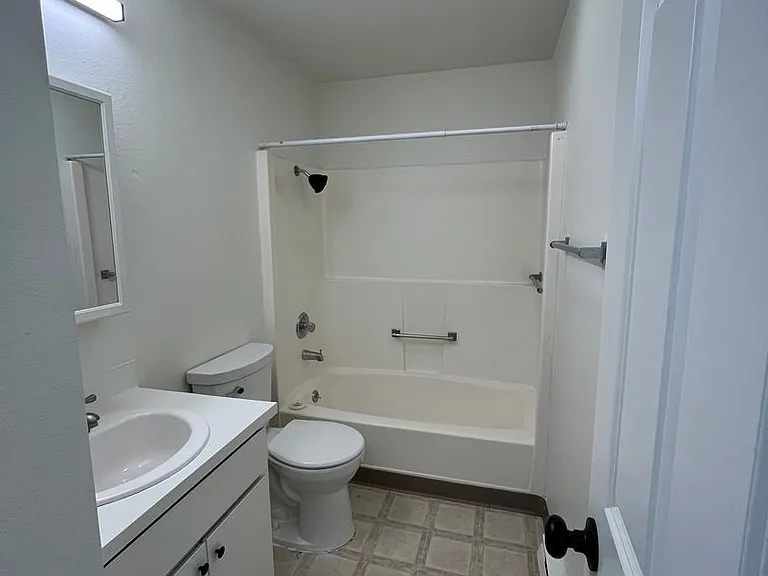 1920 Alabama St #4 — Photo 13