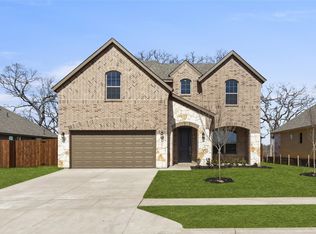 617 Begonia Dr, Azle, TX 76020
