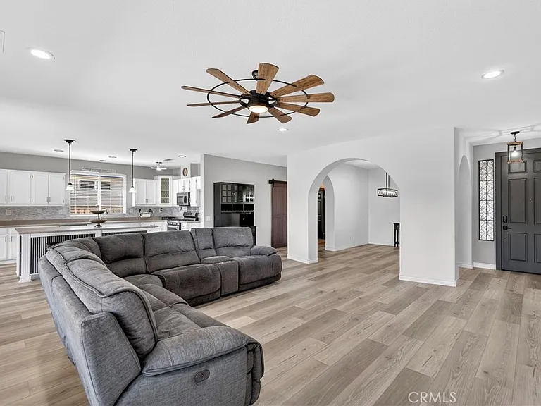 27436 Freedom Ln — Photo 6