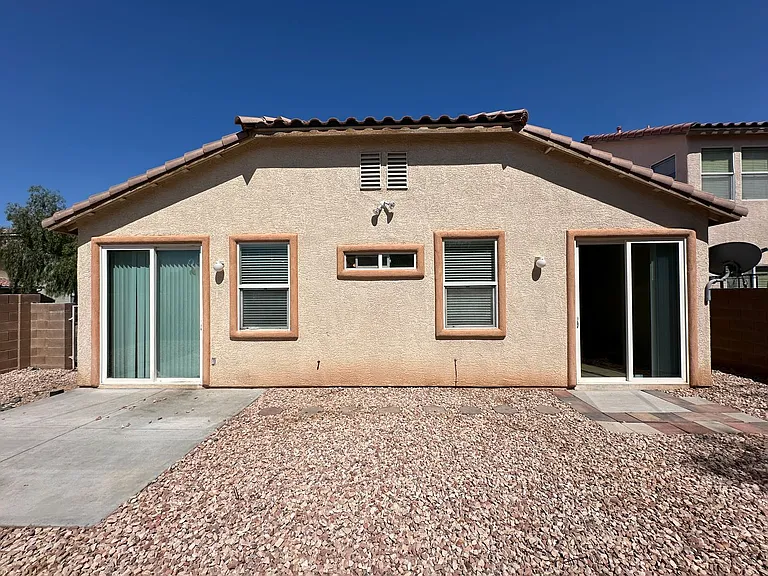 11227 Accademia Ct — Photo 18
