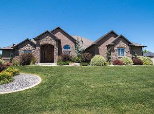 1962 W Ridge Point Dr, West Pt, UT 84015