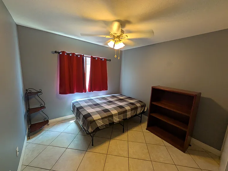 Sunbrook Ln — Photo 1