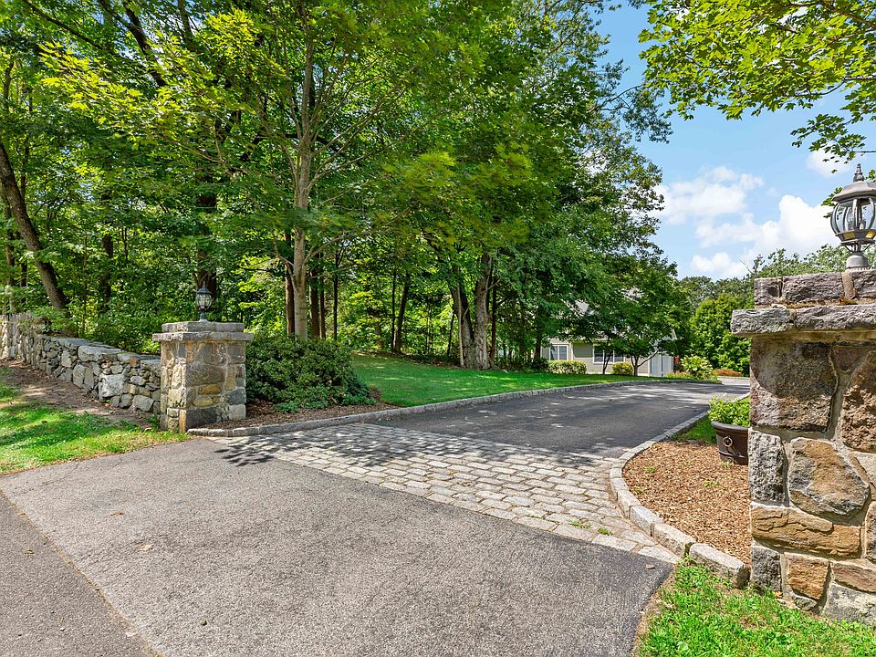 SZeolla-121 Pinesbridge Rd RT-08.JPG