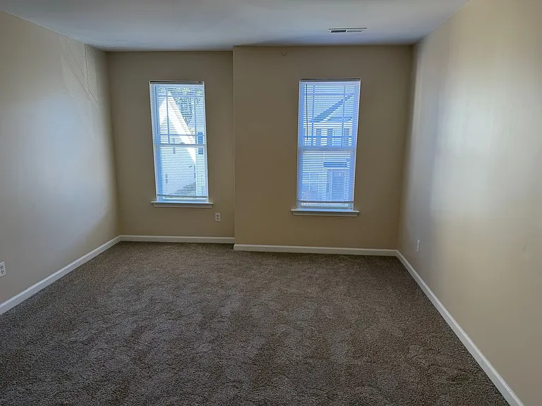 2518 Asher View Ct — Photo 11