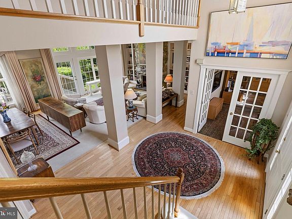 4th image of 1112 Ashridge Ct
