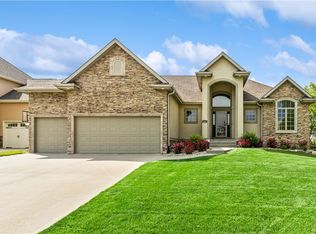 1745 SE Hawthorne Ridge Dr, Waukee, IA 50263
