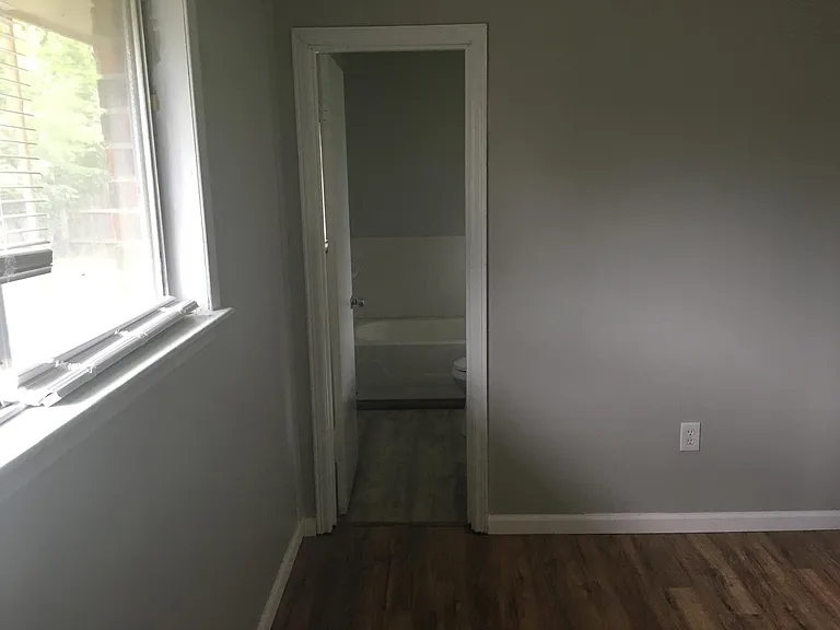 5201 Coolidge St — Photo 15