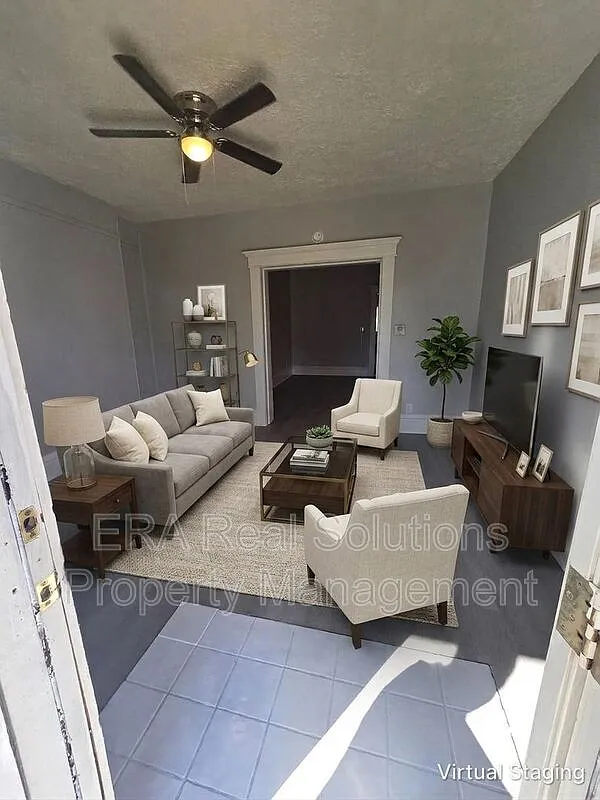 3 bed, 1.5 bath, 1260 sqft, $1,150 — Photo 1