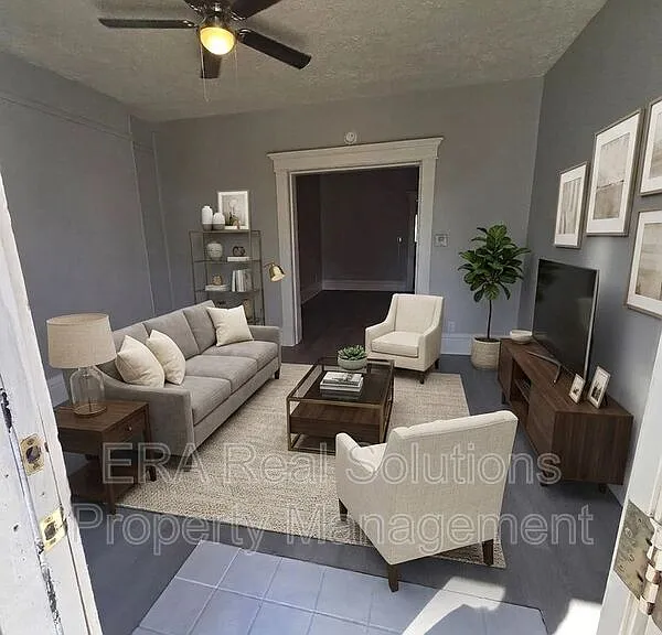 95 Whitethorne Ave — Photo 1