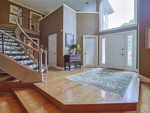 5th image of 614 Summer Breeze Ct