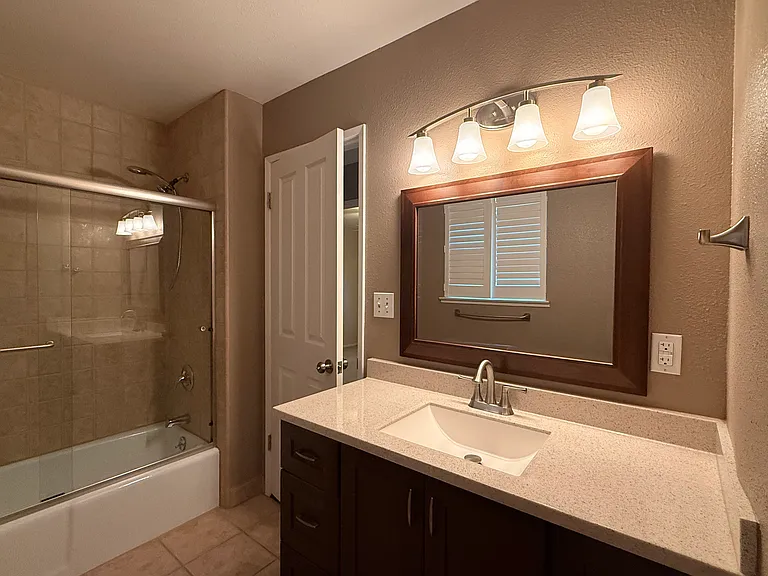 809 Laver Ct — Photo 14