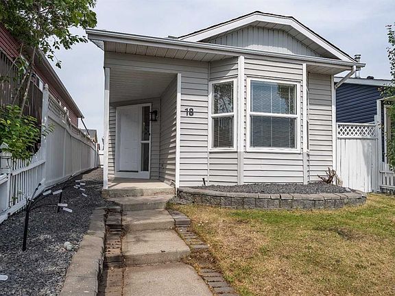 4th image of 18 S Falmere Way NE