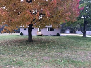 840 Chatterson Rd, Muskegon, MI 49442