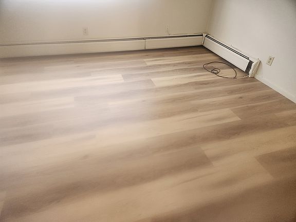 Spacious Bedroom @