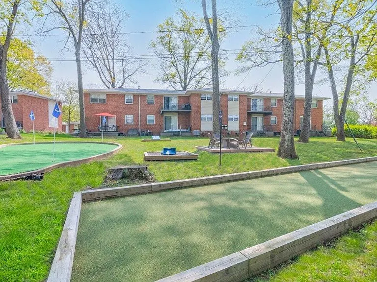Mt. Arlington Gardens Apartment Homes — Photo 17